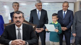 Milli Eğitim Bakanı Tekin’den Kadirli’li Öğrenciye Anlamlı Mektup