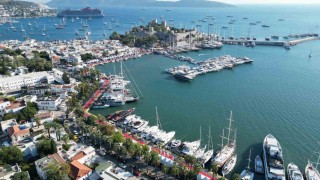 Milyon dolarlık yatlar Bodrumda buluştu