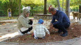 Minik Yiğitin ailesi oldular