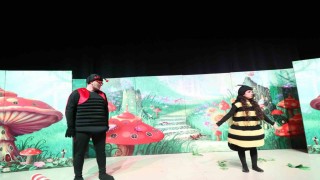 Minikler, Beneksiz Böcek Uğur ile keyifli anlar yaşadı