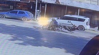 Motosiklet ile bisiklet çarpıştı: 2 yaralı