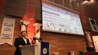 Muğlada ‘Demokrasi ve Felsefe sempozyumu