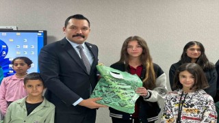 Muradiyede Kitap Okuma Yarışması ödül töreni