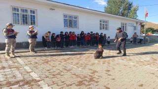 Muşta jandarma ekiplerinden öğrencilere eğitici ziyaret