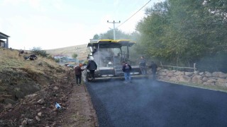 Muşta yol ağı genişliyor: 70 kilometrelik sıcak asfalt tamamlandı