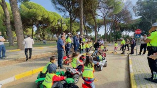 Nazillide 45 öğrenci trafik dedektifi oldu