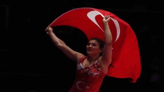 Nesrin Baş, 3. kez U23 dünya şampiyonu