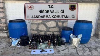 Niğdede jandarmadan kaçak alkol operasyonu