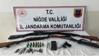 Niğdede ruhsatsız silah operasyonu: 2 kişiye adli işlem başlatıldı