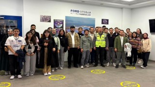 Öğrenciler otomotiv üretimini yerinde gözlemledi