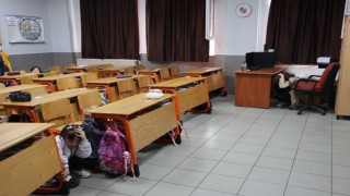 Öğrencilere afet bilinci eğitimi