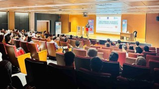 Öğrencilerin mesleki gelişimine katkı sunuyor