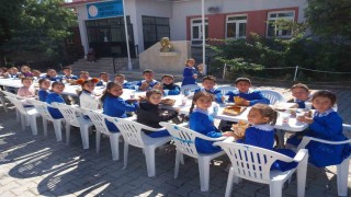 Öğretmenlerden öğrencileri mutlu eden etkinlik