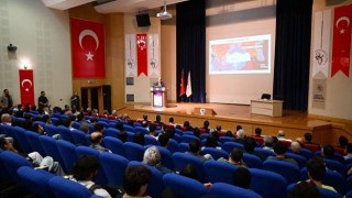 OKÜ’de Akademik Yıl “Filistin” Temalı Açılış Dersiyle Başladı