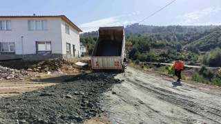 Onikişubatın 10 kırsal mahallesinde ulaşım ağı güçleniyor