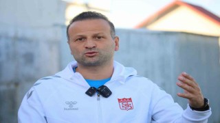 Osman Zeki Korkmaz: Sivassporun hedefi play-off oynamak