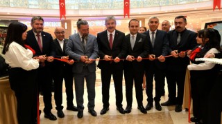 Osmaniye’de “Cumhuriyet Sergisi” Açıldı