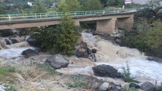 Osmaniye’de Yağışlar Karaçay Deresini Yeniden Canlandırdı