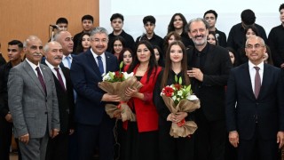 Osmaniye’de Yücel Arzen ve Öğrencilerden Unutulmaz Program