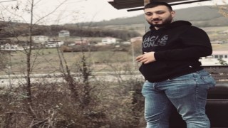 Otomobil tırın altına girdi: Sürücünün kimliği otopside belirlendi