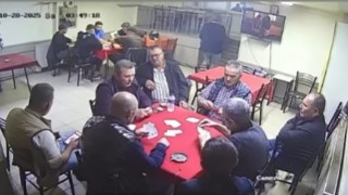 Oyunu bırakıp kaçtılar