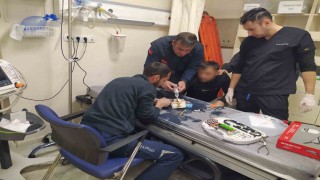 Parmağına sıkışan yüzüğü itfaiye çıkardı