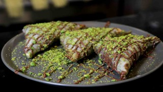 Patentli lezzet Adana bombası yok satıyor