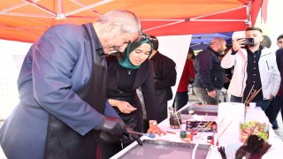 Patnosta Bir Okul Bin Nefes Gazze  dediler