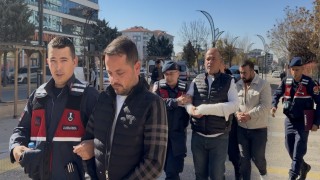 Polise yumruklu saldırıda 3 şahıs tutuklandı
