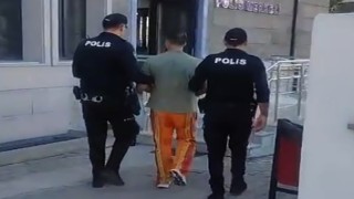 Polisten 750 metre kaçtı, 40 yıl hapisle aranan firari çıktı