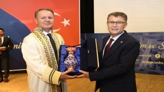 Rektör Orhan Baş: Üniversitemizi dünyada tanınan bir eğitim kurumu haline getirme hedefiyle çalışıyoruz