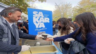 Sakarya Büyükşehirden üniversiteli gençlerin içini ısıtan hareket