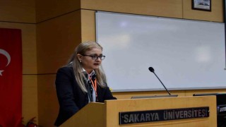 Sakarya Üniversitesinde yapay zekanın etik boyutları tartışıldı
