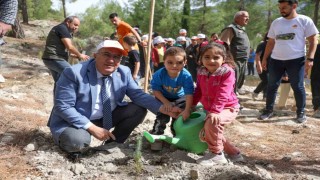 Sakin şehir Çamelinin minik elleri doğaya büyük nefes verdi