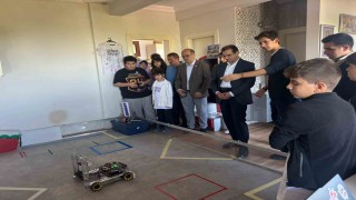 Salihli Kaymakamı Güldoğan, geleceğin bilim insanlarıyla buluştu