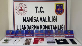 Salihlide jandarma uyuşturucu tacirini suçüstü yakaladı