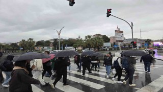 Samsunda kuvvetli sağanak: Metrekareye 41,3 kilo yağış düştü