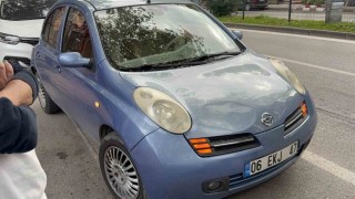 Samsunda otomobil yayalara çarptı: 2 yaralı