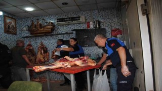 Şanlıurfada 1 ton kokmuş ve bozuk et ele geçirdi