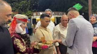 Şanlıurfada aşk mesafe tanımadı, ayrı ülkelerde aynı anda nişan yapıldı