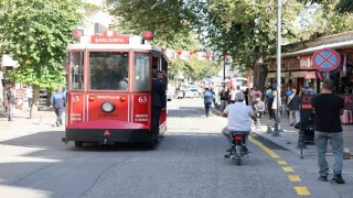 Şanlıurfada nostaljik tramvay hizmete girdi