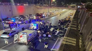 Şanlıurfada trafik kazasında ağır yaralanan sürücü öldü: 4 yaralı