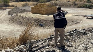 Şarampole yuvarlanan motosikletin sürücüsü ağır yaralandı