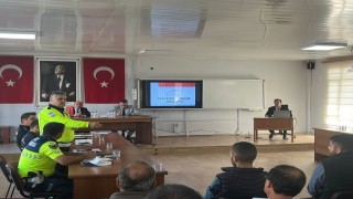 Sarıgölde okul servislerine yönelik toplantı