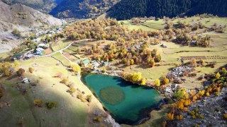 Şavşatın seyrine doyum olmayan sonbahar güzelliği