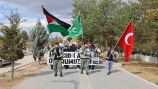 SCÜ öğrencileri Gazze için yürüdü