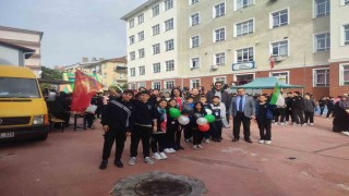 Şehitlik Ortaokulunda Bir Okul, Bin Umut Gazze yardım sergisi büyük ilgi gördü