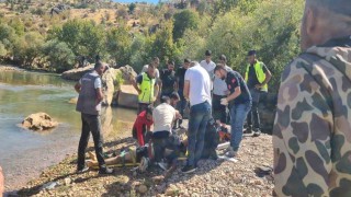 Serinlemek için girdiği suda hayatını kaybetti