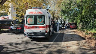 Seyir halindeyken önündeki araca çarpan sürücü yaralandı