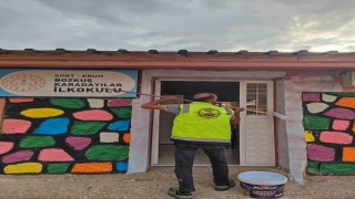 Siirtte arama kurtarma ekibinden köy okuluna renkli dokunuş